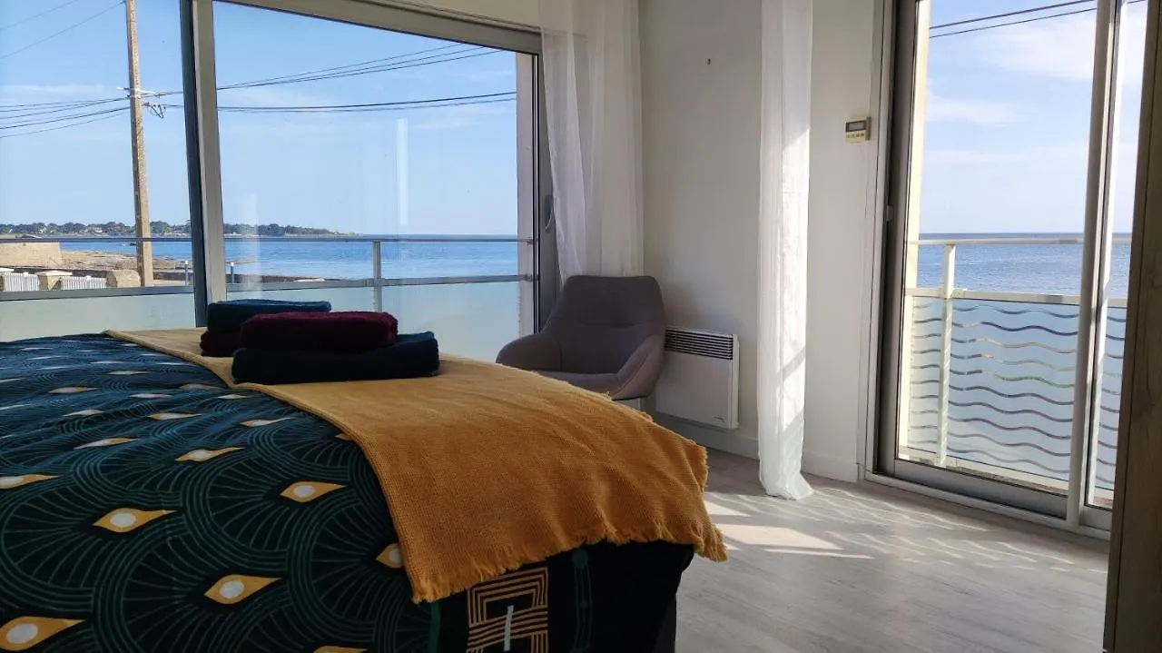 Appartement T3 De 74M2 Tres Lumineux Vue Panoramique Mer Et Plages Concarneau 0*,  France