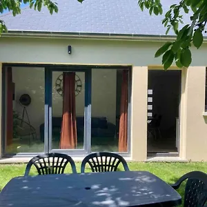 Holiday home Maison Neuve A Deux Pas Du Mont, Beauvoir (Manche)