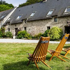 Holiday home Foret Totem - Hebergements Nature Et Bien-etre En Pleine Foret, Persquen
